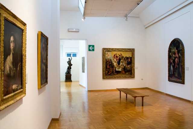 La Pinacoteca di Bari, isolata e poco visitata: �La colpa � della politica�